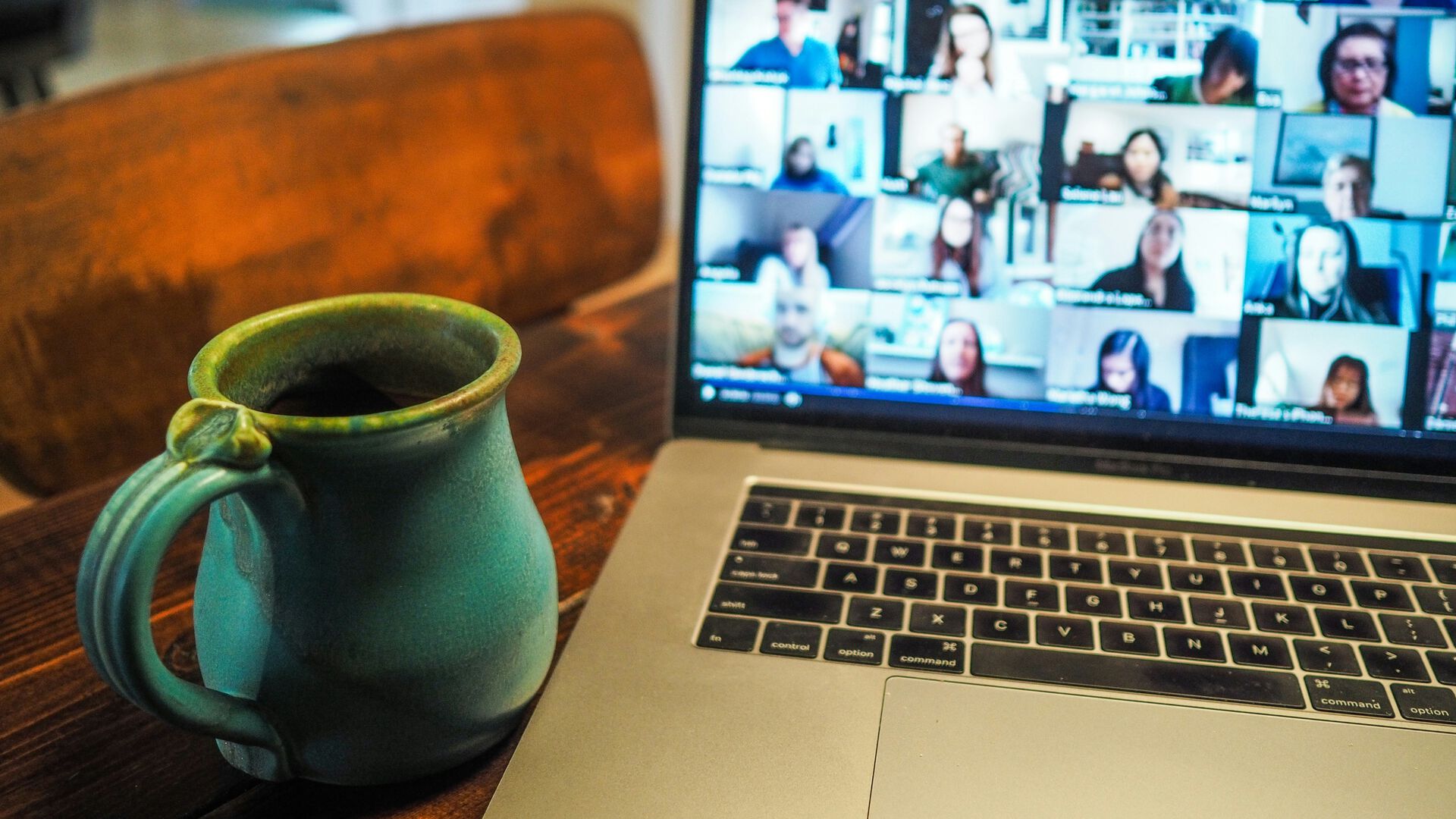 Computer screen showing an online meeting