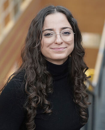 Picture of Lara Aref