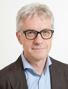 Bilde av professor Daniel Thröler. Foto.